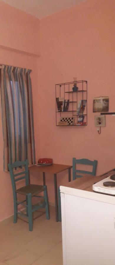 Αmmos Rooms Palaiochora Exterior photo